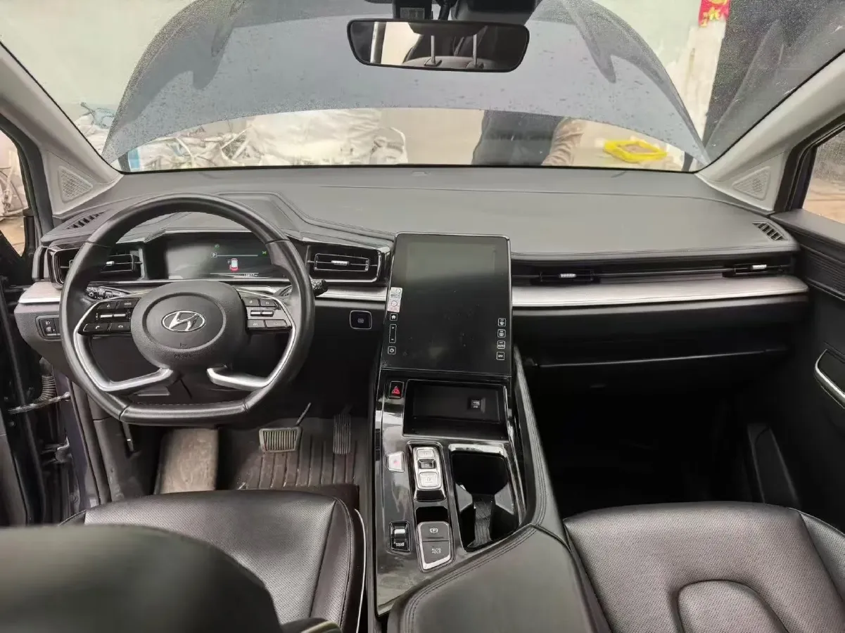 2021 Hyundai Custo 1.5T 170HP L4 8AT,autocango,china used car exporter,china ev exporter,chinese used car exporter,chinese used ev exporter
