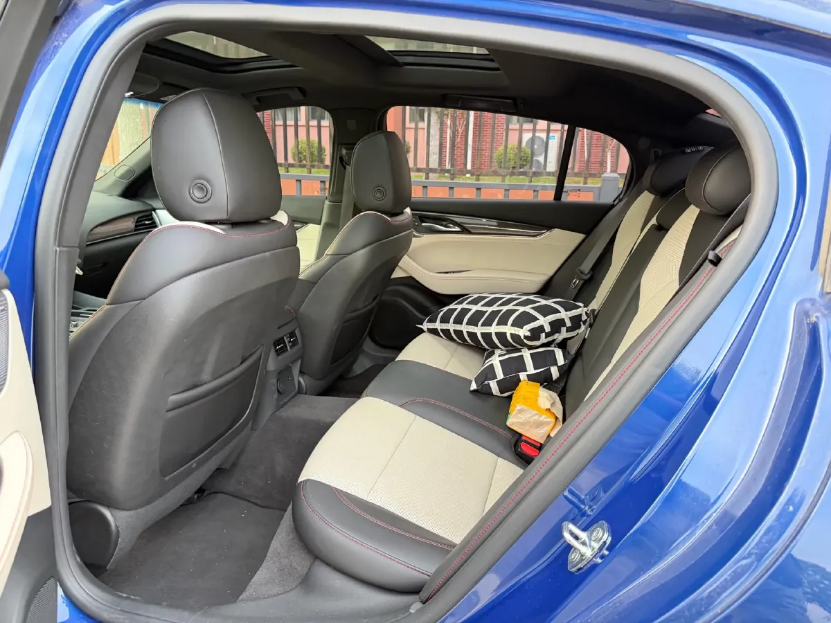 2020 Cadillac CT5 2.0T 241HP L4 10AT,autocango,china used car exporter,china ev exporter,chinese used car exporter,chinese used ev exporter