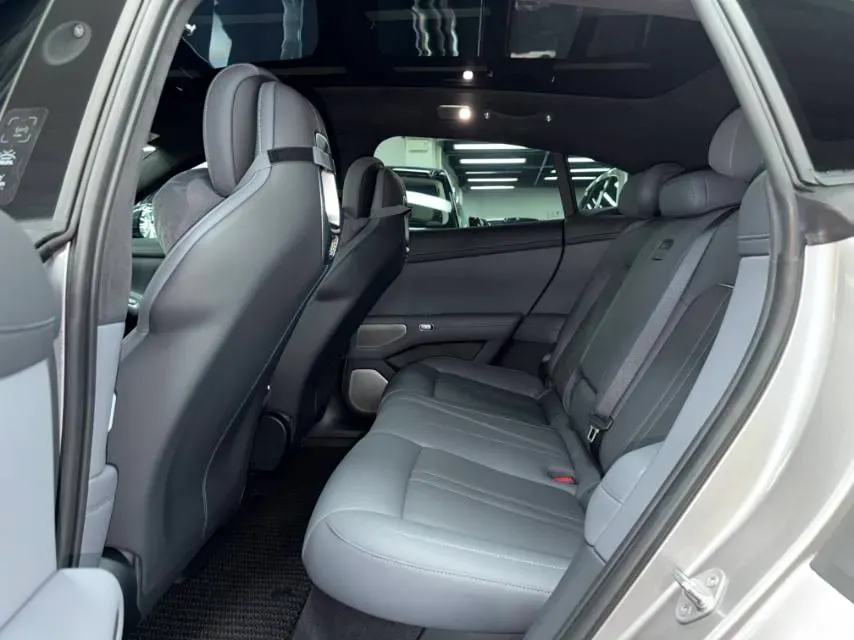 2025 MI YU7 BEV 101.7KWH,autocango,china used car exporter,china ev exporter,chinese used car exporter,chinese used ev exporter