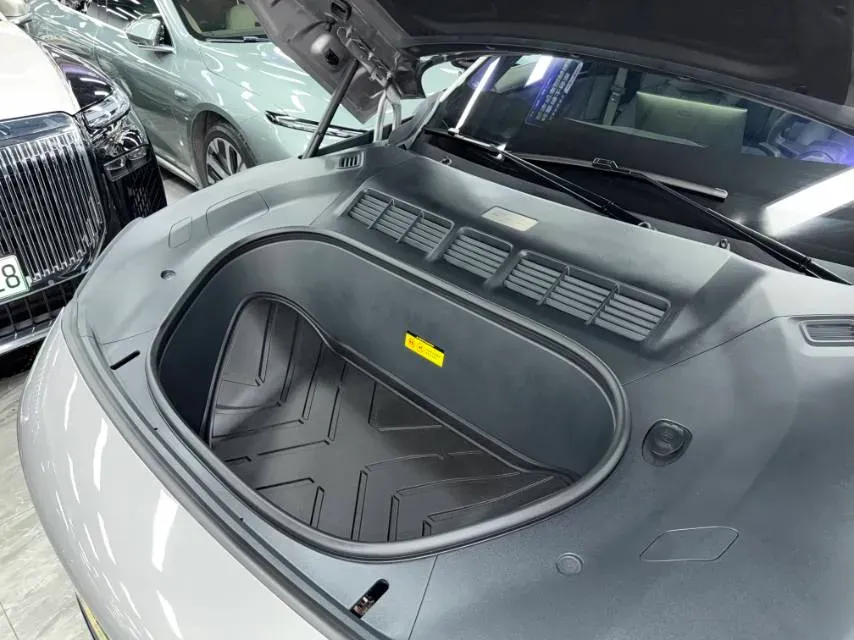 2025 MI YU7 BEV 101.7KWH,autocango,china used car exporter,china ev exporter,chinese used car exporter,chinese used ev exporter