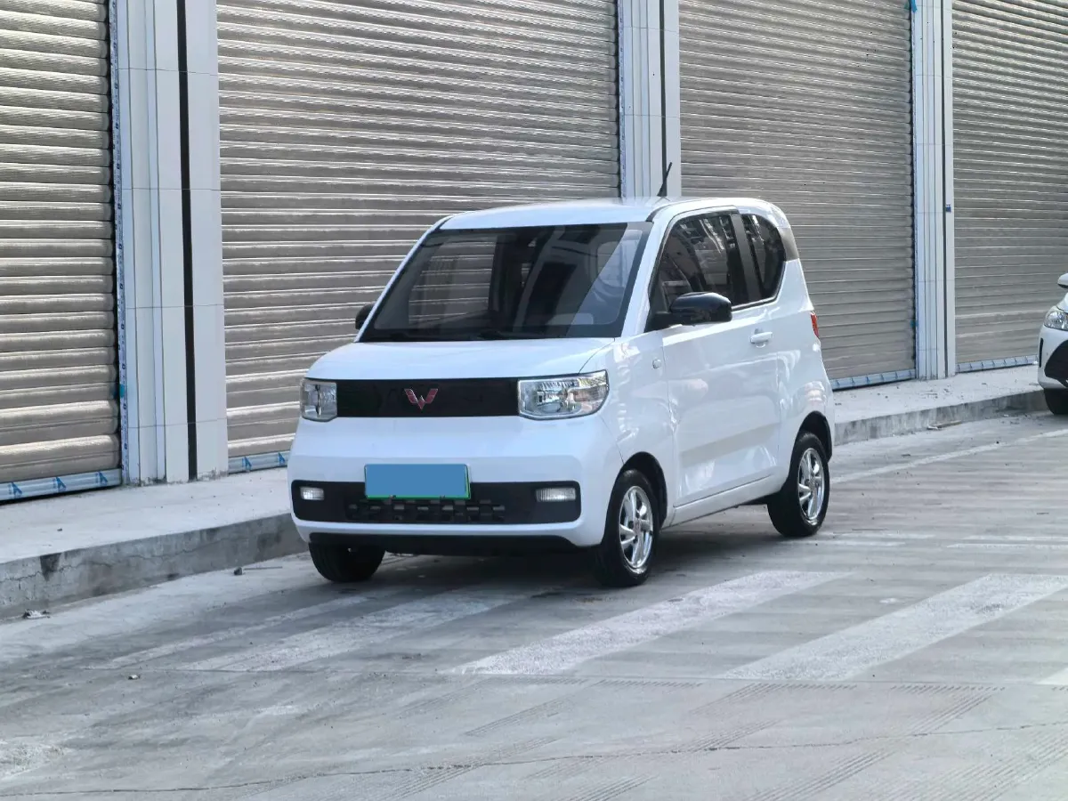 2021 WuLing HongGuang MINI EV BEV 13.9KWH,autocango,china used car exporter,china ev exporter,chinese used car exporter,chinese used ev exporter