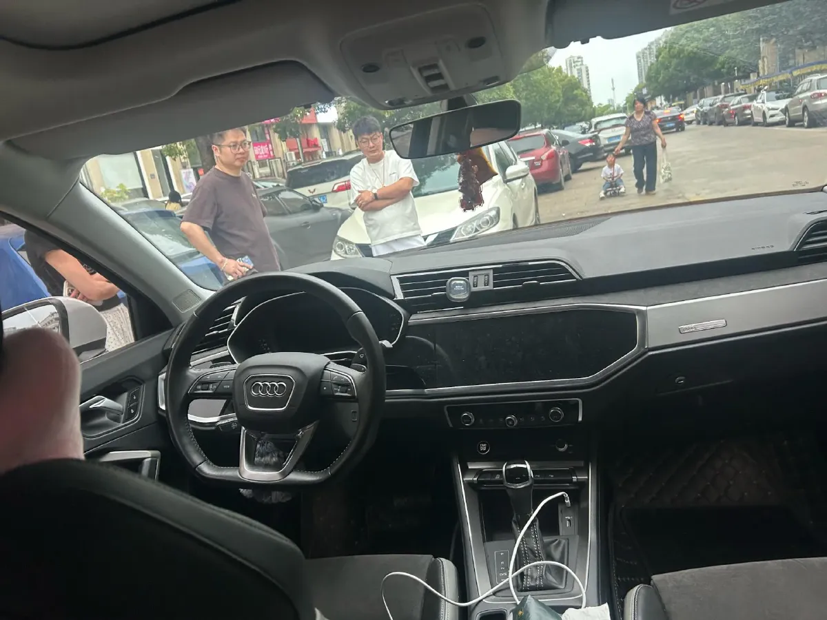 2021 Audi Q3 1.4T 150HP L4 7DCT,autocango,china used car exporter,china ev exporter,chinese used car exporter,chinese used ev exporter