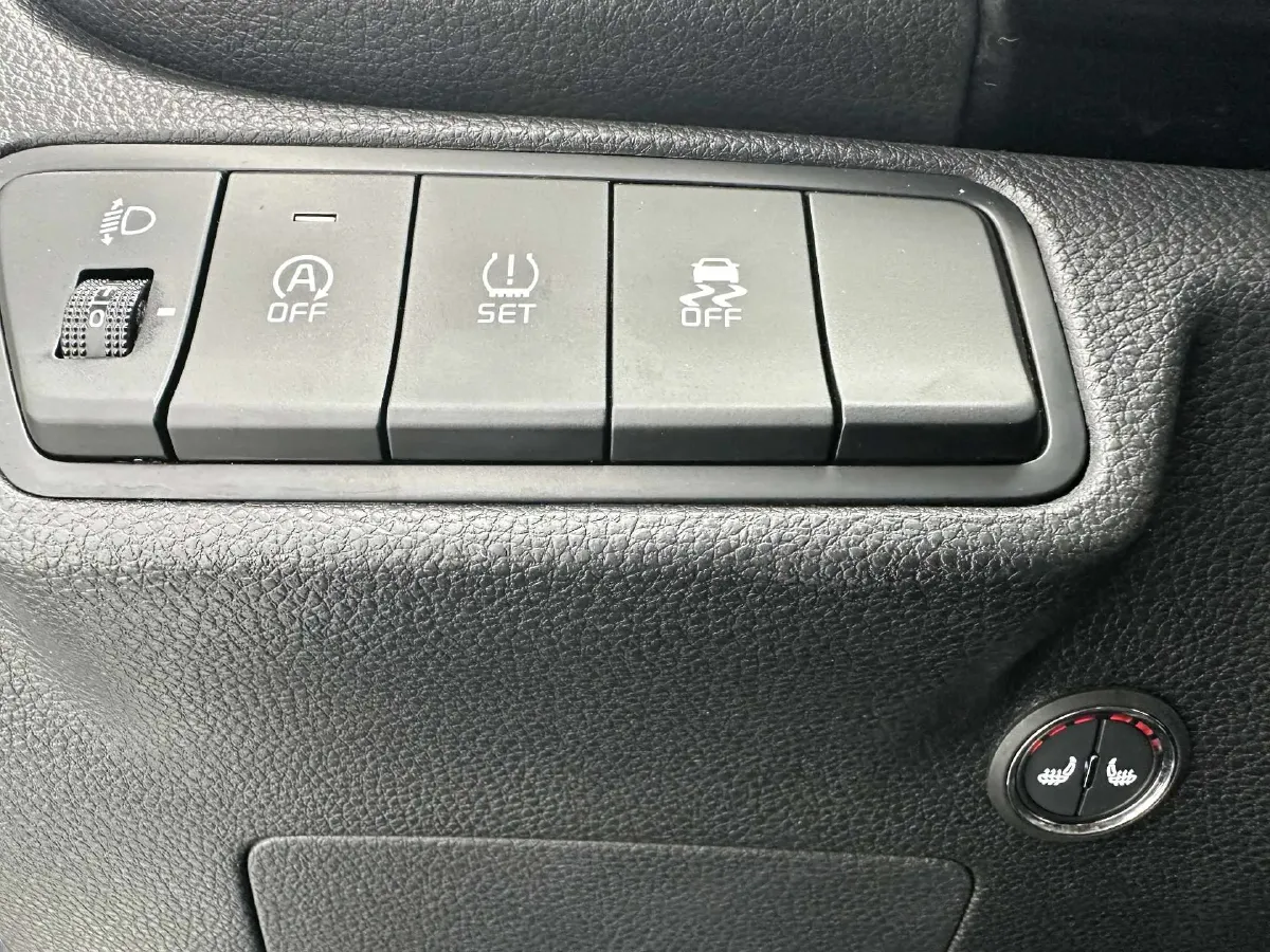2021 Kia KX3 1.5L 115HP L4 CVT,autocango,china used car exporter,china ev exporter,chinese used car exporter,chinese used ev exporter