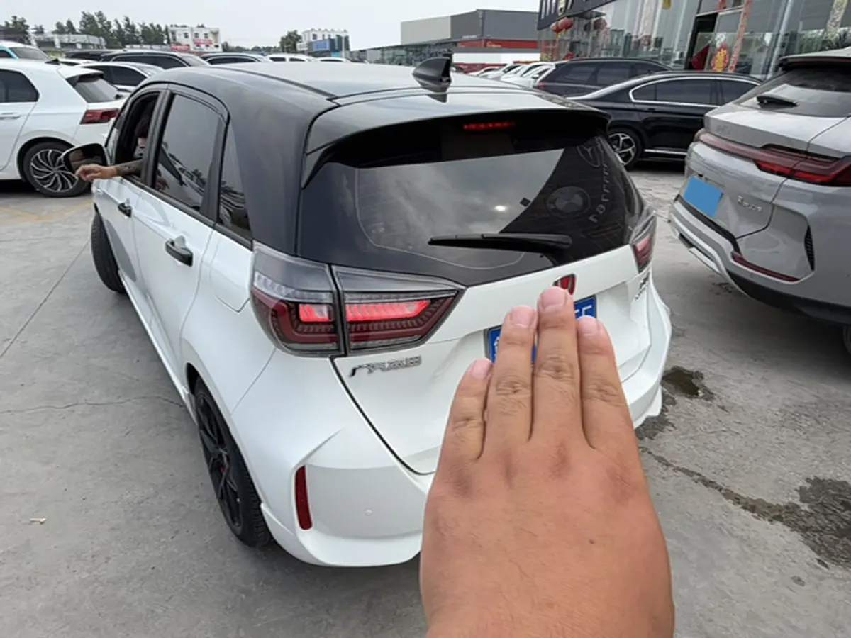 2023 Honda Fit 1.5L 124HP L4 CVT,autocango,china used car exporter,china ev exporter,chinese used car exporter,chinese used ev exporter