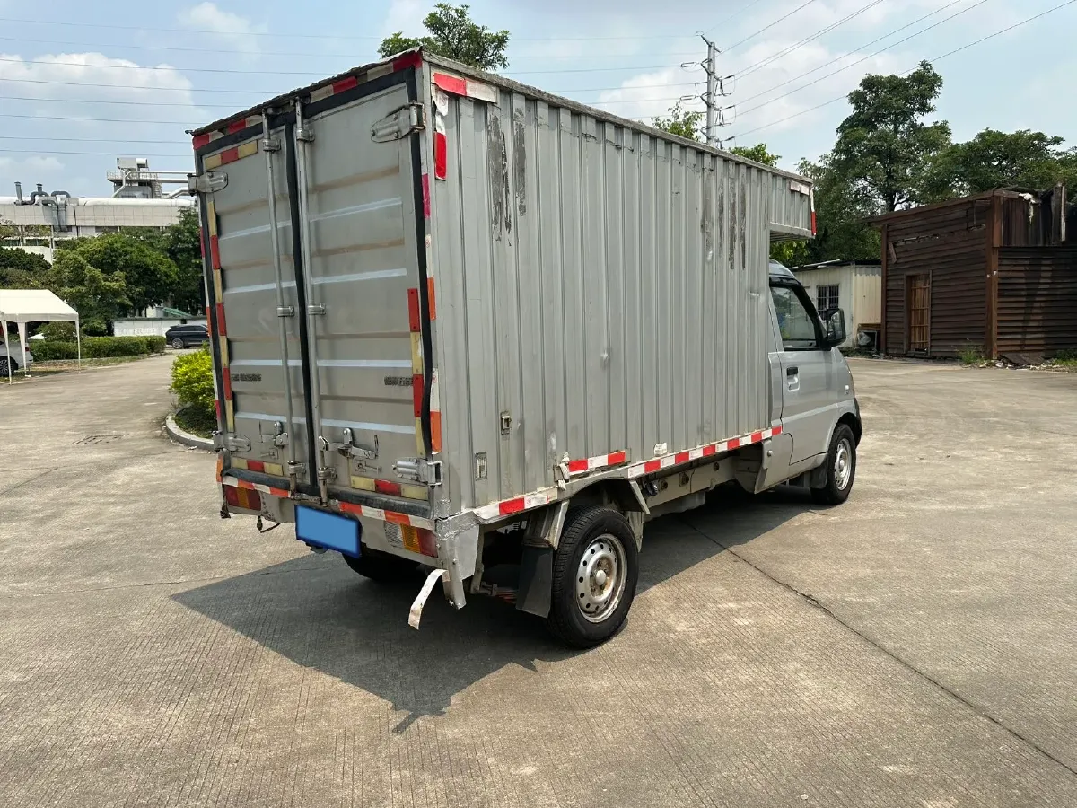 2015 WuLing RongGuang V 1.5L 112HP L4 5MT,autocango,china used car exporter,china ev exporter,chinese used car exporter,chinese used ev exporter