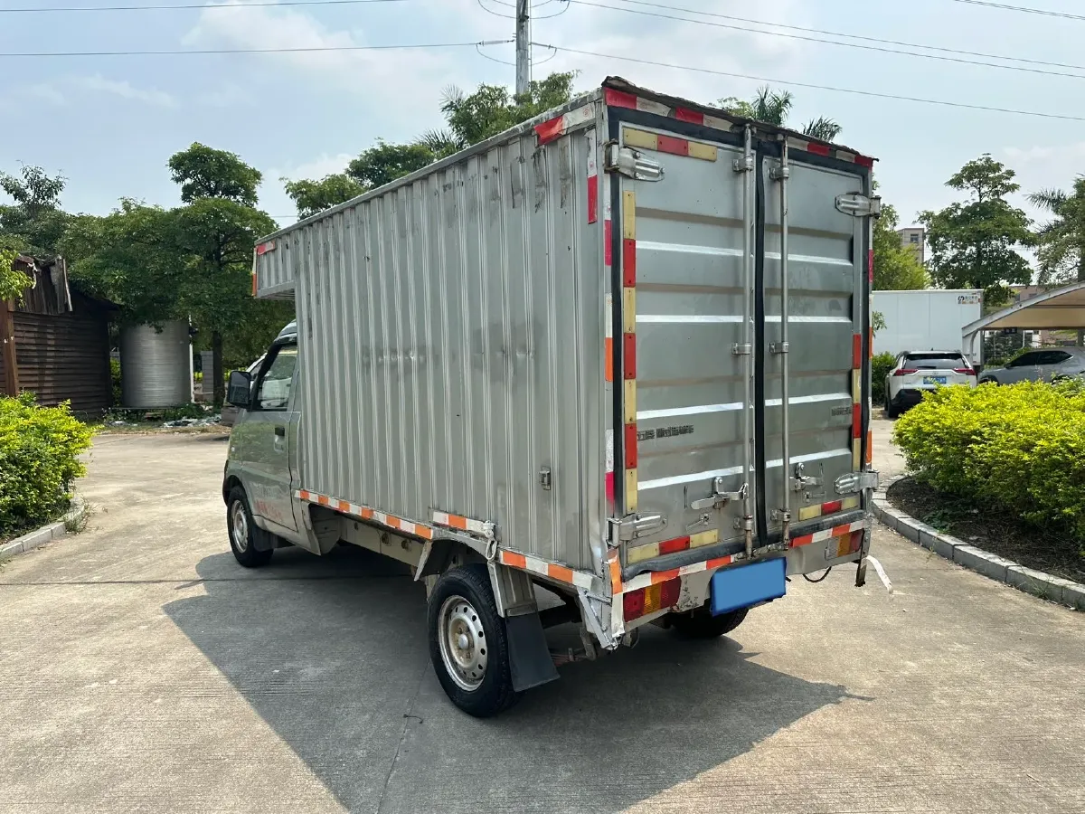 2015 WuLing RongGuang V 1.5L 112HP L4 5MT,autocango,china used car exporter,china ev exporter,chinese used car exporter,chinese used ev exporter