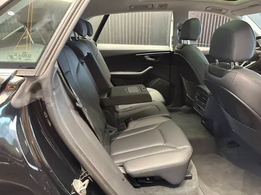 2022 Audi Q8 2.0T 245HP L4 8AT,autocango,china used car exporter,china ev exporter,chinese used car exporter,chinese used ev exporter