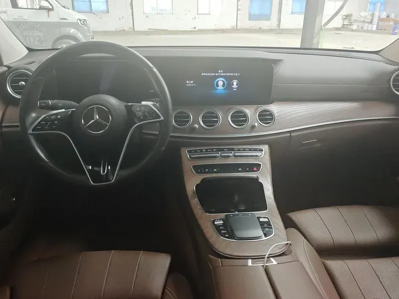 2022 Mercedes-Benz E Class 2.0T 258HP L4 9AT,autocango,china used car exporter,china ev exporter,chinese used car exporter,chinese used ev exporter