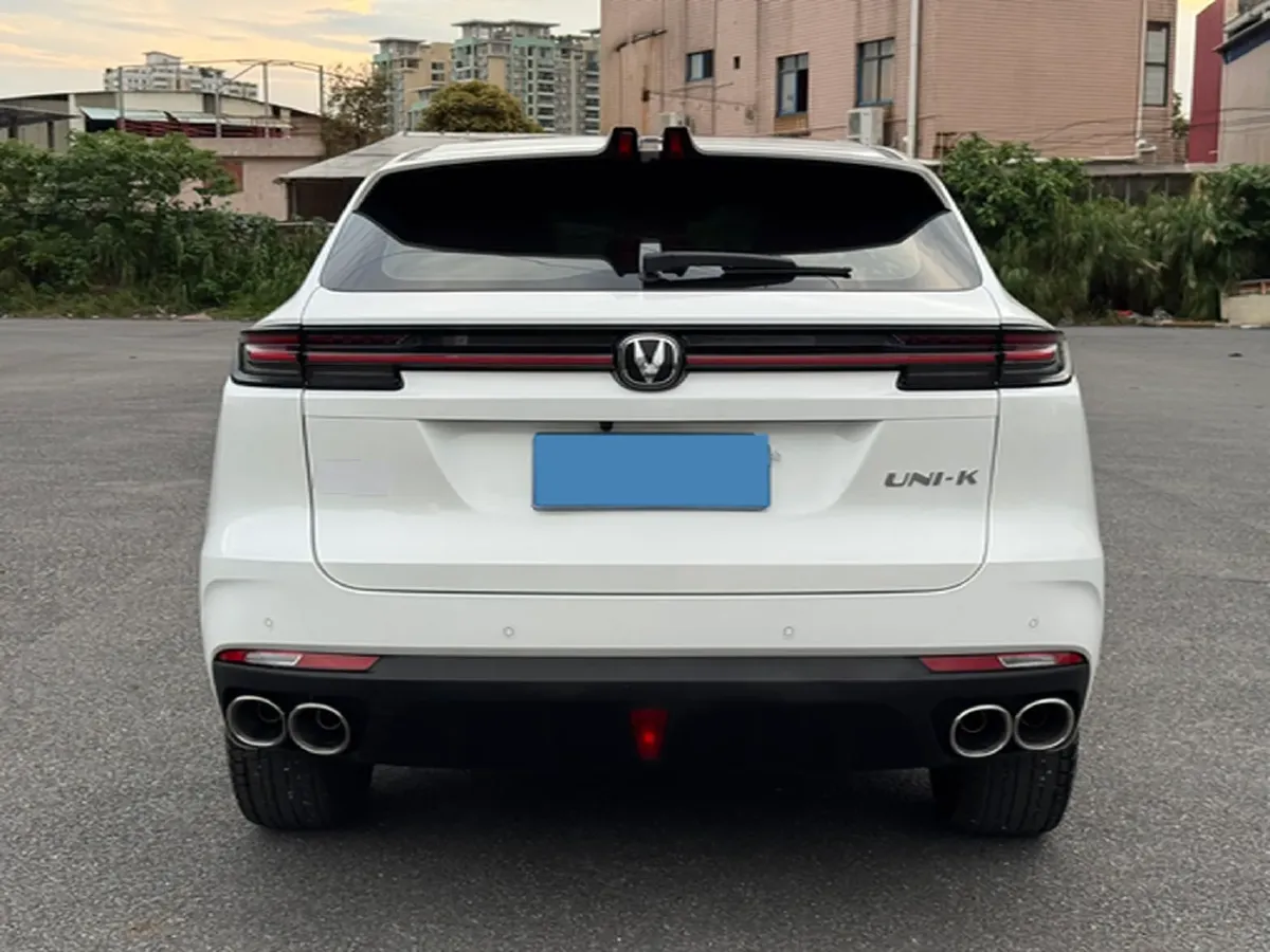 2024 ChangAn UNI-K 2.0T 233HP L4 8AT,autocango,china used car exporter,china ev exporter,chinese used car exporter,chinese used ev exporter