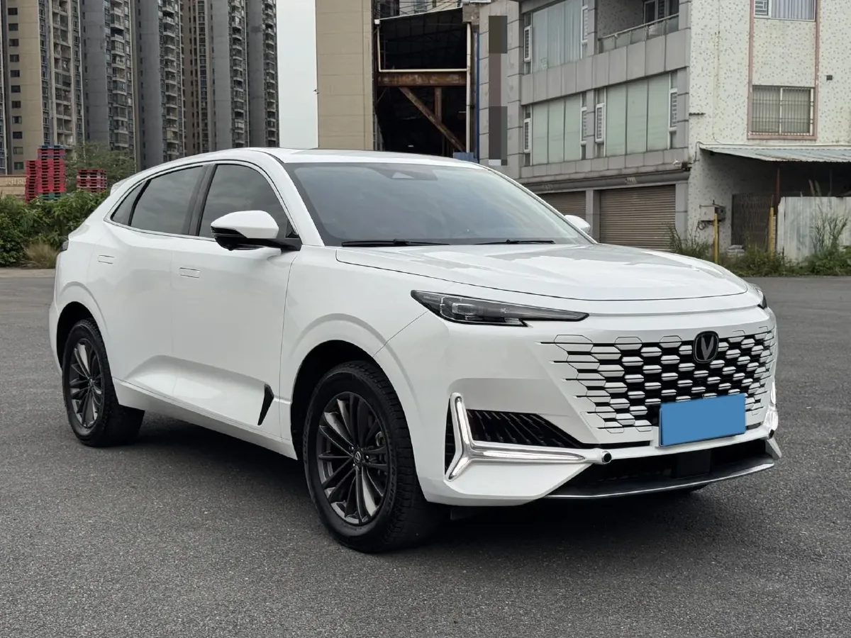 2024 ChangAn UNI-K 2.0T 233HP L4 8AT,autocango,china used car exporter,china ev exporter,chinese used car exporter,chinese used ev exporter