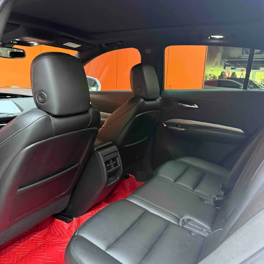 2021 Cadillac XT4 2.0T 237HP L4 9AT,autocango,china used car exporter,china ev exporter,chinese used car exporter,chinese used ev exporter