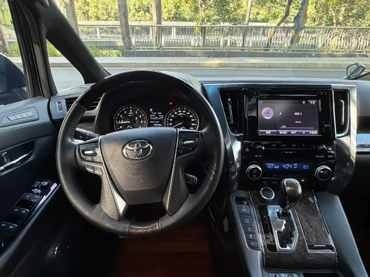 2018 Toyota Alphard 3.5L 301HP V6 8AT,autocango,china used car exporter,china ev exporter,chinese used car exporter,chinese used ev exporter