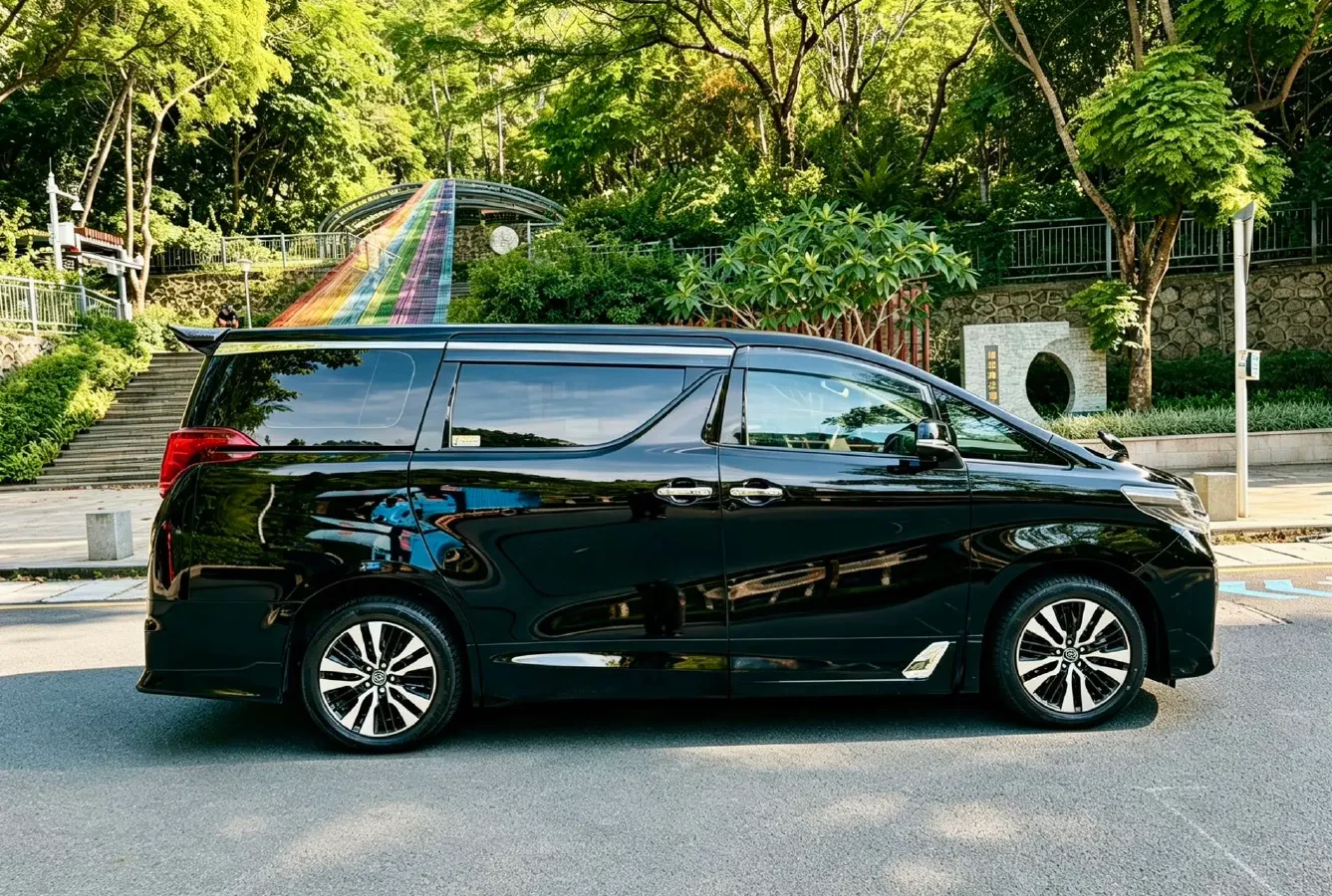 2018 Toyota Alphard 3.5L 301HP V6 8AT,autocango,china used car exporter,china ev exporter,chinese used car exporter,chinese used ev exporter
