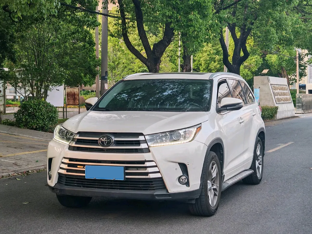 2018 Toyota Highlander 2.0T 220HP L4 6AT,autocango,china used car exporter,china ev exporter,chinese used car exporter,chinese used ev exporter