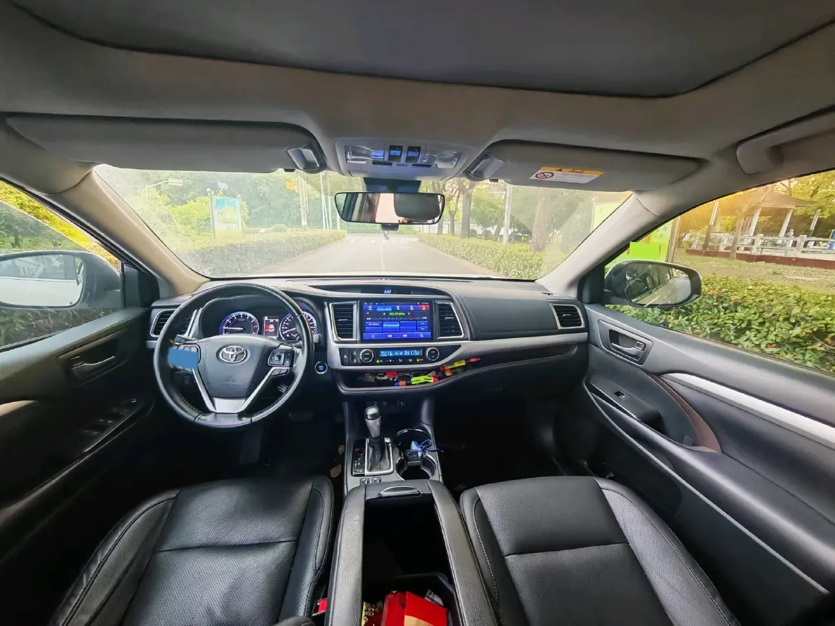 2018 Toyota Highlander 2.0T 220HP L4 6AT,autocango,china used car exporter,china ev exporter,chinese used car exporter,chinese used ev exporter
