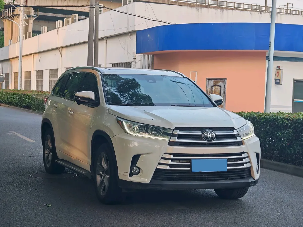 2018 Toyota Highlander 2.0T 220HP L4 6AT,autocango,china used car exporter,china ev exporter,chinese used car exporter,chinese used ev exporter