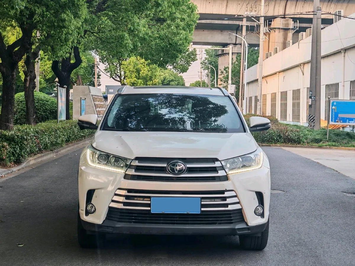 2018 Toyota Highlander 2.0T 220HP L4 6AT,autocango,china used car exporter,china ev exporter,chinese used car exporter,chinese used ev exporter