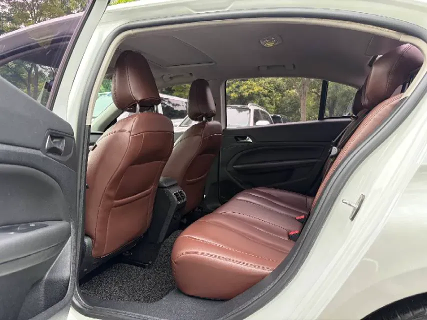 2018 Peugeot 408 1.6T 167HP L4 6AT,autocango,china used car exporter,china ev exporter,chinese used car exporter,chinese used ev exporter