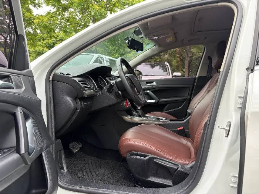 2018 Peugeot 408 1.6T 167HP L4 6AT,autocango,china used car exporter,china ev exporter,chinese used car exporter,chinese used ev exporter