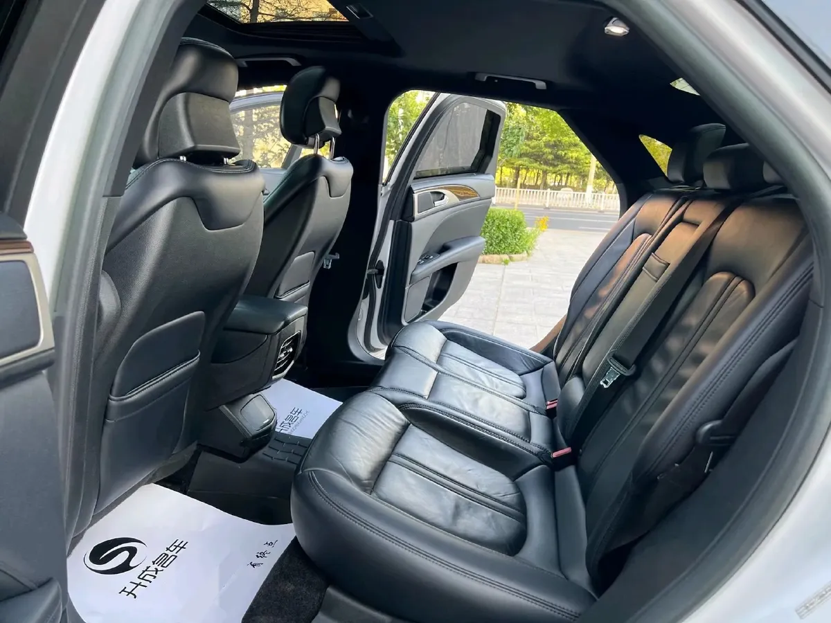 2018 Lincoln MKZ 2.0T 203HP L4 6AT,autocango,china used car exporter,china ev exporter,chinese used car exporter,chinese used ev exporter