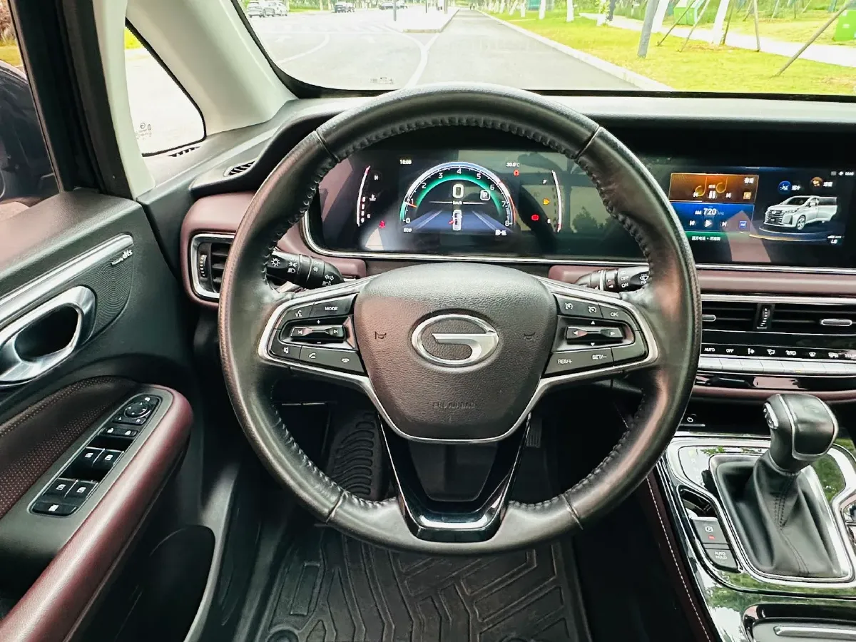 2023 GAC Trumpchi M6 1.5T 177HP L4 7DCT,autocango,china used car exporter,china ev exporter,chinese used car exporter,chinese used ev exporter
