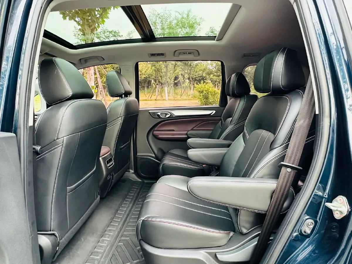 2023 GAC Trumpchi M6 1.5T 177HP L4 7DCT,autocango,china used car exporter,china ev exporter,chinese used car exporter,chinese used ev exporter