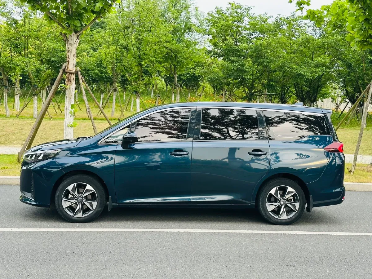 2023 GAC Trumpchi M6 1.5T 177HP L4 7DCT,autocango,china used car exporter,china ev exporter,chinese used car exporter,chinese used ev exporter