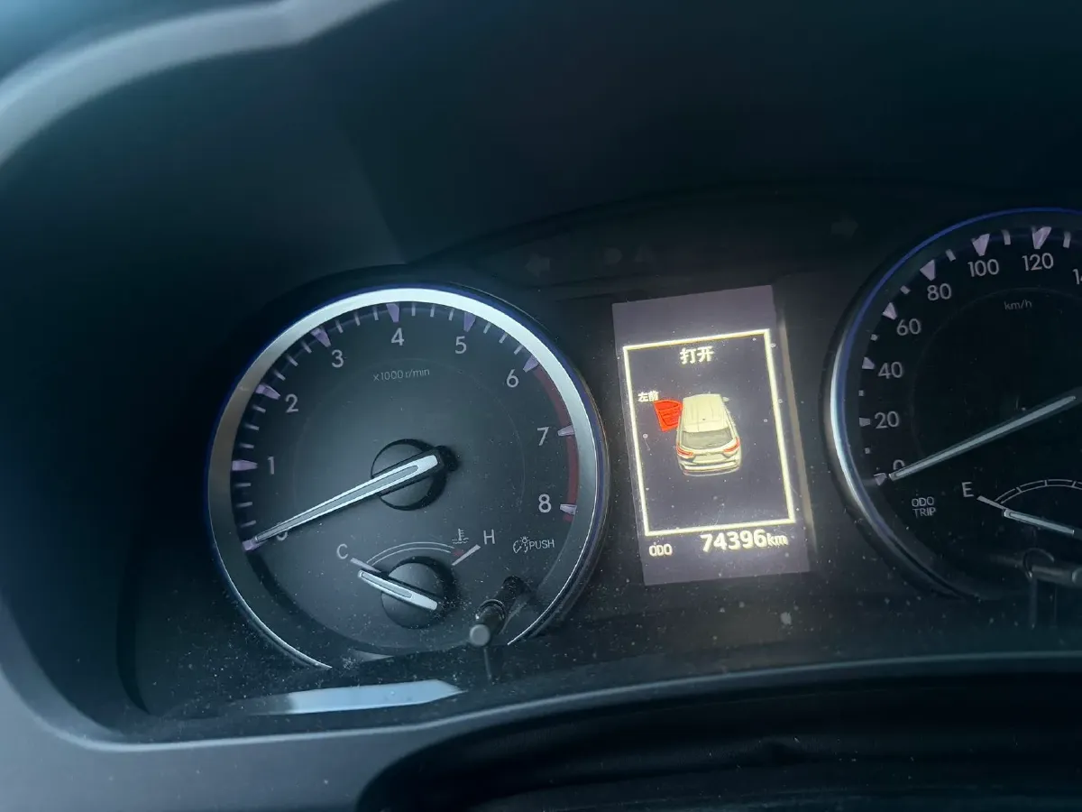 2019 HanTeng V7 1.5T 156HP L4 6AT,autocango,china used car exporter,china ev exporter,chinese used car exporter,chinese used ev exporter