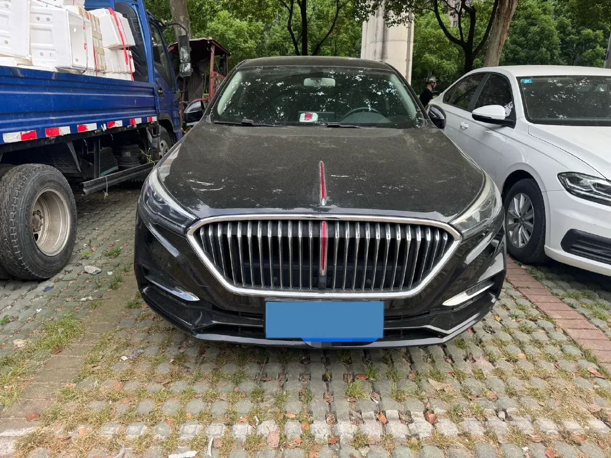 2020 HongQi H5 1.5T 169HP L4 7DCT,autocango,china used car exporter,china ev exporter,chinese used car exporter,chinese used ev exporter