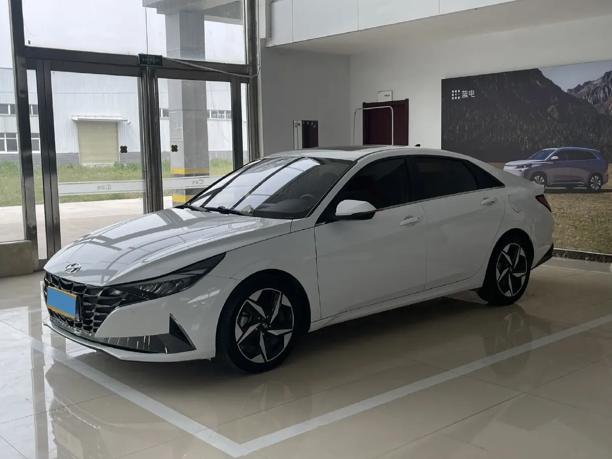 2022 Hyundai Elantra 1.5L 115HP L4 CVT,autocango,china used car exporter,china ev exporter,chinese used car exporter,chinese used ev exporter