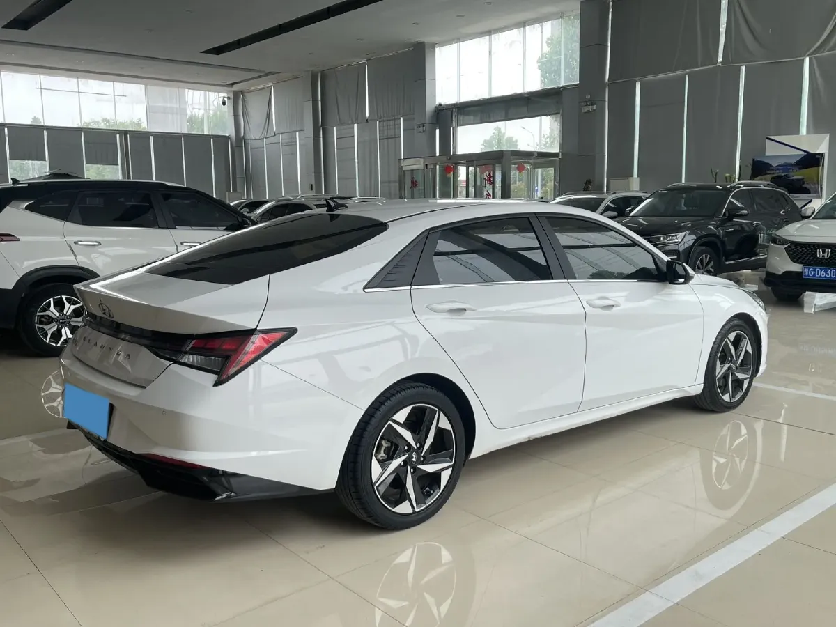 2022 Hyundai Elantra 1.5L 115HP L4 CVT,autocango,china used car exporter,china ev exporter,chinese used car exporter,chinese used ev exporter