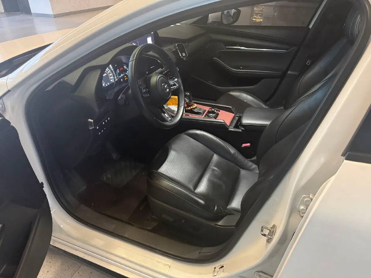 2021 Mazda 3 Axela 2.0L 158HP L4 6AT,autocango,china used car exporter,china ev exporter,chinese used car exporter,chinese used ev exporter