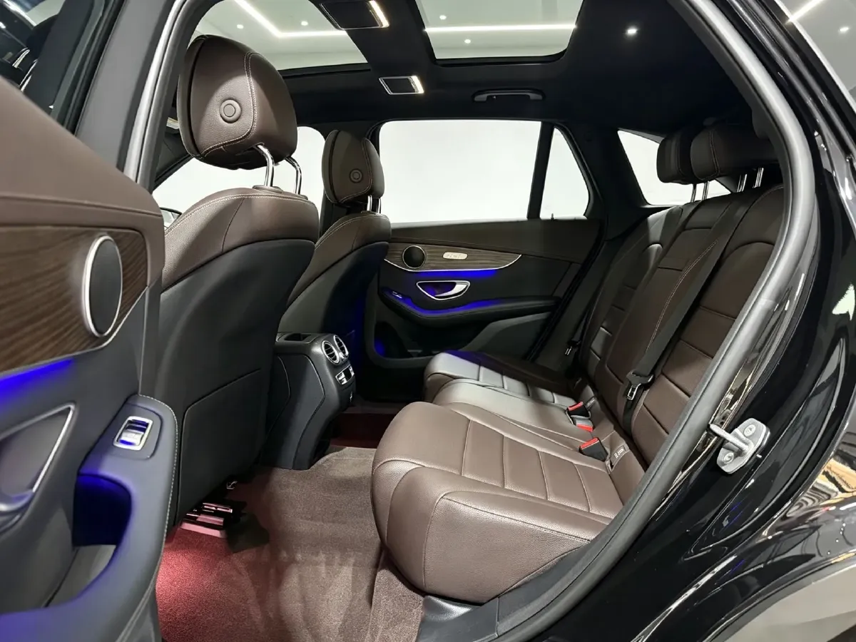 2022 Mercedes-Benz GLC Class 2.0T 197HP L4 9AT,autocango,china used car exporter,china ev exporter,chinese used car exporter,chinese used ev exporter