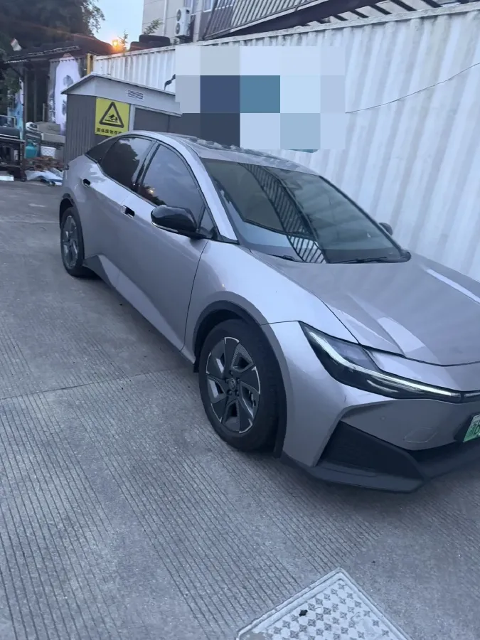 2024 Toyota bZ3 BEV 49.92KWH,autocango,china used car exporter,china ev exporter,chinese used car exporter,chinese used ev exporter