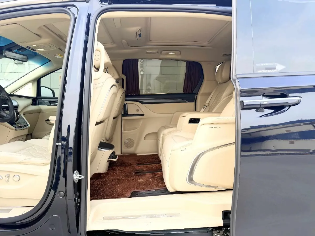 2023 Buick GL8 2.0T 237HP L4 9AT,autocango,china used car exporter,china ev exporter,chinese used car exporter,chinese used ev exporter