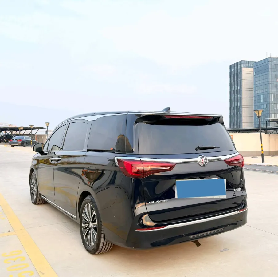 2023 Buick GL8 2.0T 237HP L4 9AT,autocango,china used car exporter,china ev exporter,chinese used car exporter,chinese used ev exporter