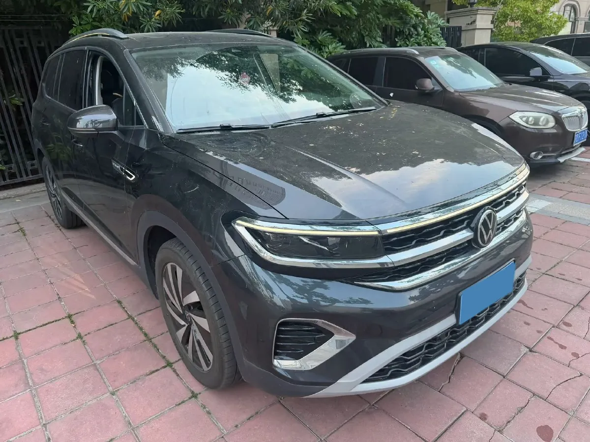 2022 Volkswagen Talagon 2.0T 220HP L4 7DCT,autocango,china used car exporter,china ev exporter,chinese used car exporter,chinese used ev exporter