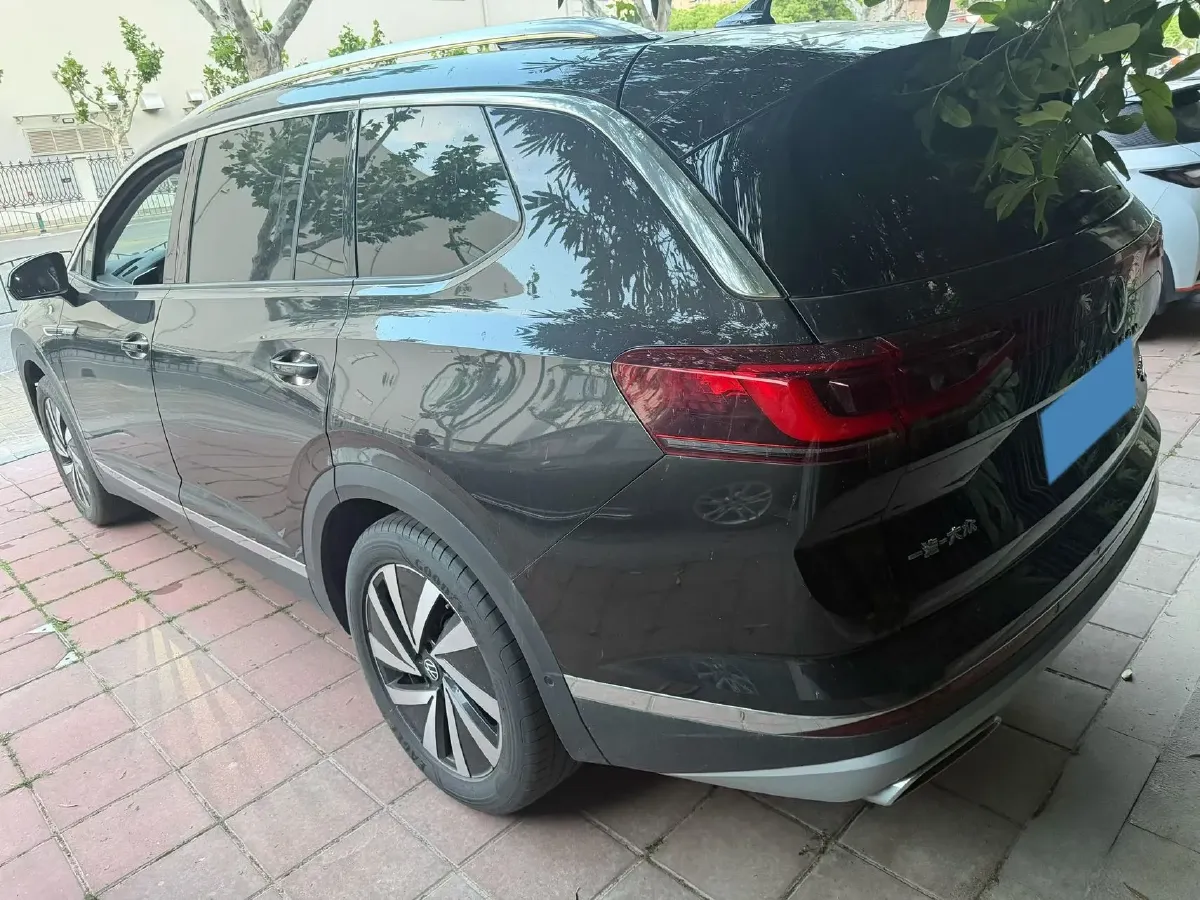 2022 Volkswagen Talagon 2.0T 220HP L4 7DCT,autocango,china used car exporter,china ev exporter,chinese used car exporter,chinese used ev exporter