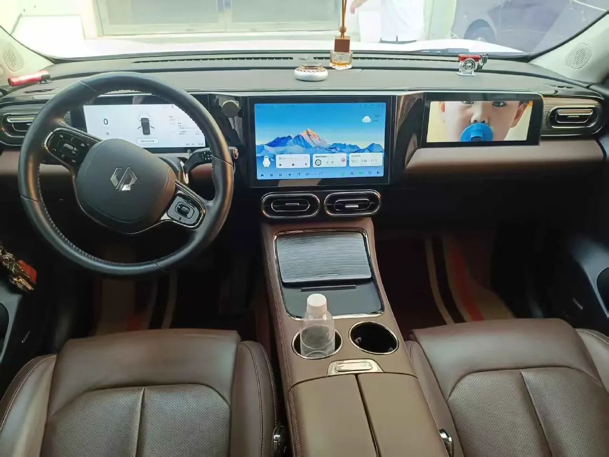 2023 Leapmotor C11 BEV 69.2KWH,autocango,china used car exporter,china ev exporter,chinese used car exporter,chinese used ev exporter