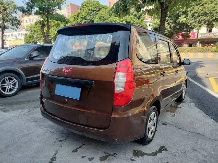 2018 WuLing HongGuang 1.5L 105HP L4 5MT,autocango,china used car exporter,china ev exporter,chinese used car exporter,chinese used ev exporter