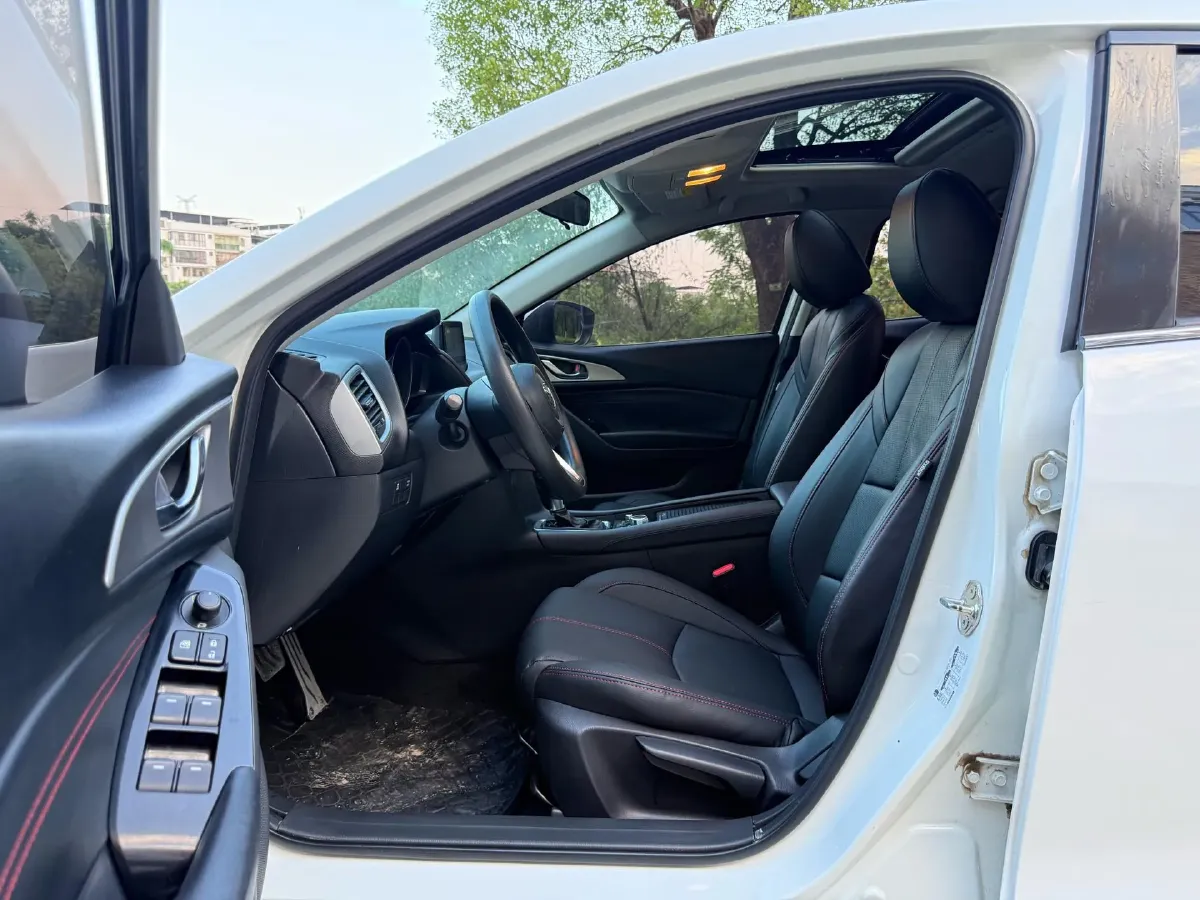 2017 Mazda 3 Axela 1.5L 117HP L4 6AT,autocango,china used car exporter,china ev exporter,chinese used car exporter,chinese used ev exporter