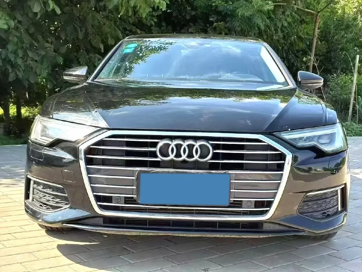 2019 Audi A6L 2.0T 190HP L4 7DCT,autocango,china used car exporter,china ev exporter,chinese used car exporter,chinese used ev exporter