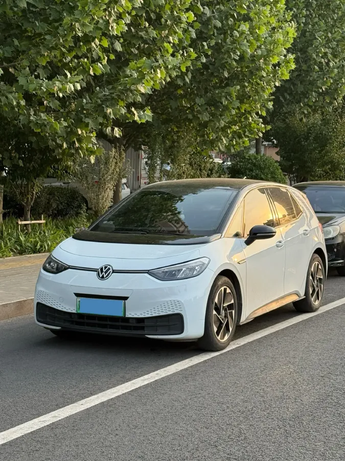 2023 Volkswagen ID.3 BEV 52.8KWH,autocango,china used car exporter,china ev exporter,chinese used car exporter,chinese used ev exporter