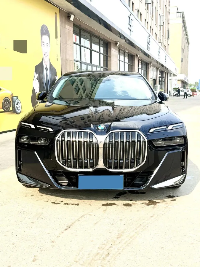 2023 BMW 7 Series 3.0T 272HP L6 8AT,autocango,china used car exporter,china ev exporter,chinese used car exporter,chinese used ev exporter