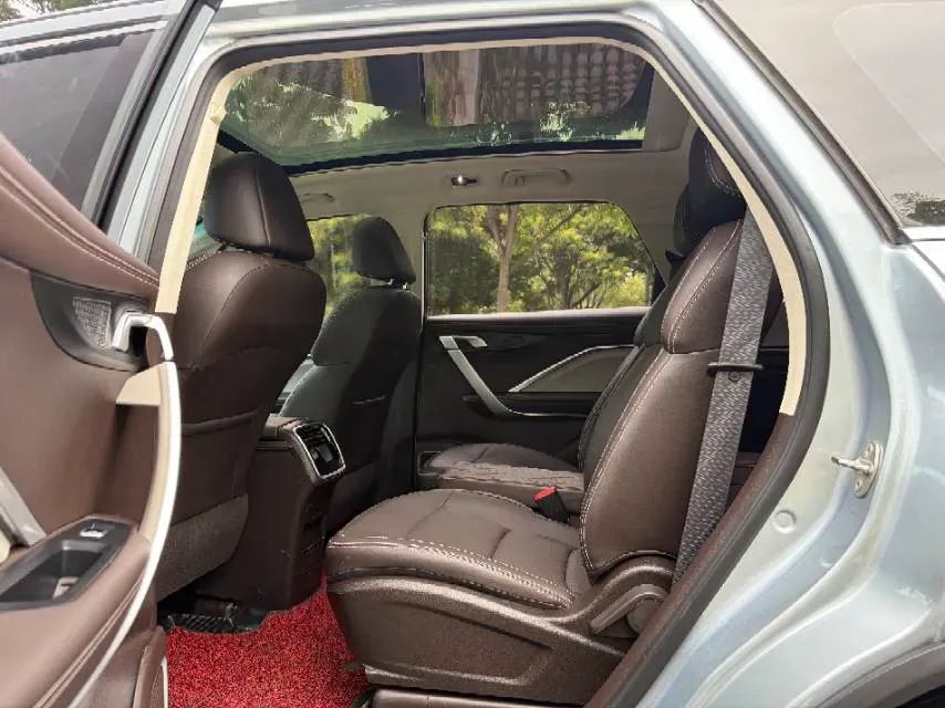 2021 Geely JiaJi 1.8T 184HP L4 7DCT,autocango,china used car exporter,china ev exporter,chinese used car exporter,chinese used ev exporter