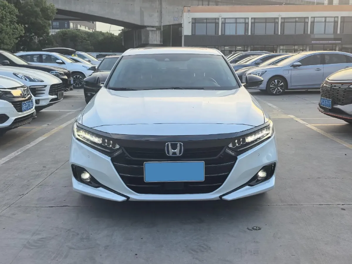 2022 Honda Accord 2.0L 146HP L4 E-CVT Hybrid,autocango,china used car exporter,china ev exporter,chinese used car exporter,chinese used ev exporter