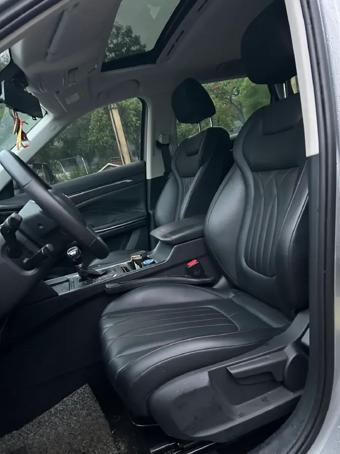 2022 Bestune T55 1.5T 169HP L4 7DCT,autocango,china used car exporter,china ev exporter,chinese used car exporter,chinese used ev exporter