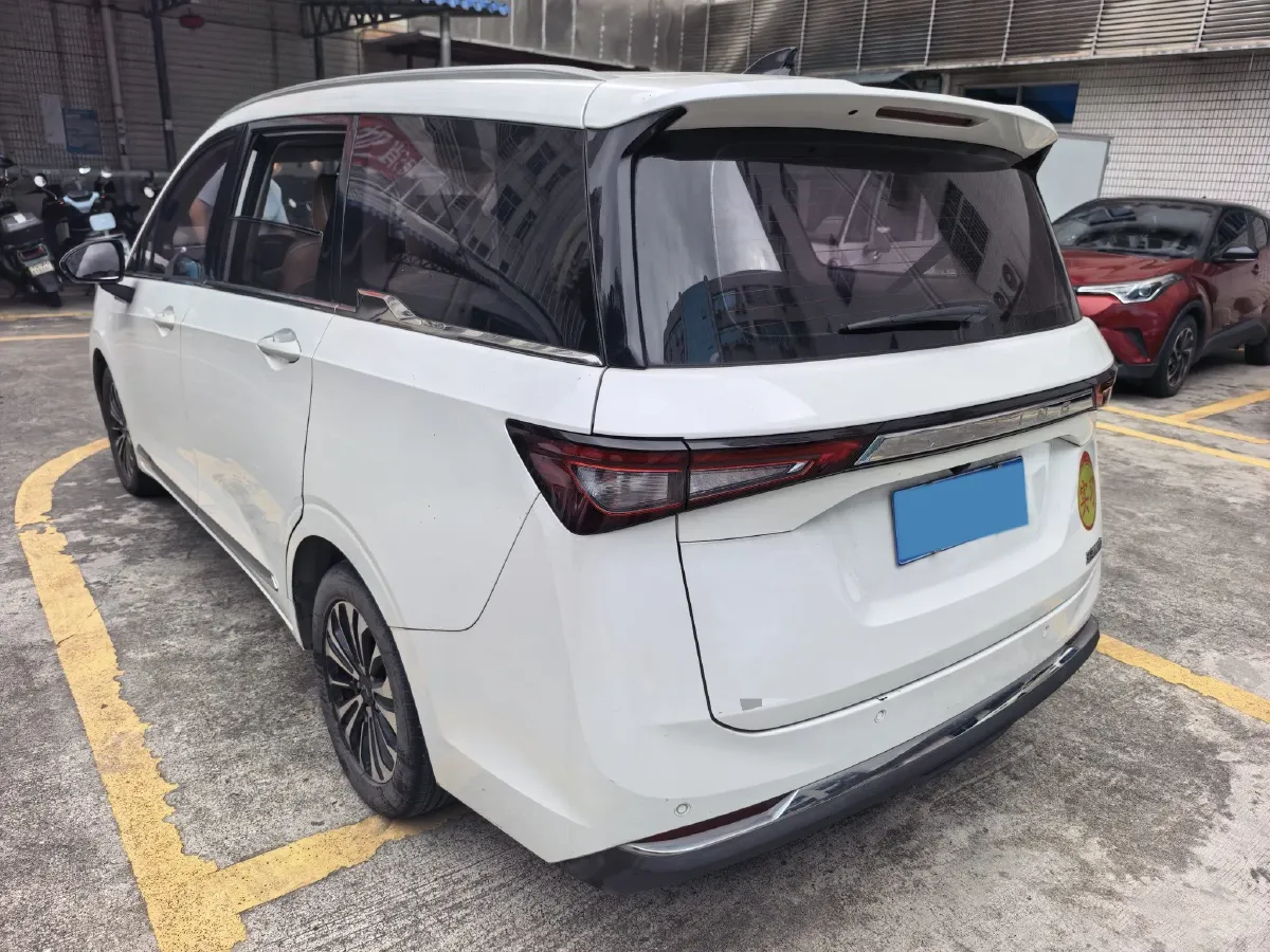 2022 Venucia T60 1.6L 126HP L4 CVT,autocango,china used car exporter,china ev exporter,chinese used car exporter,chinese used ev exporter