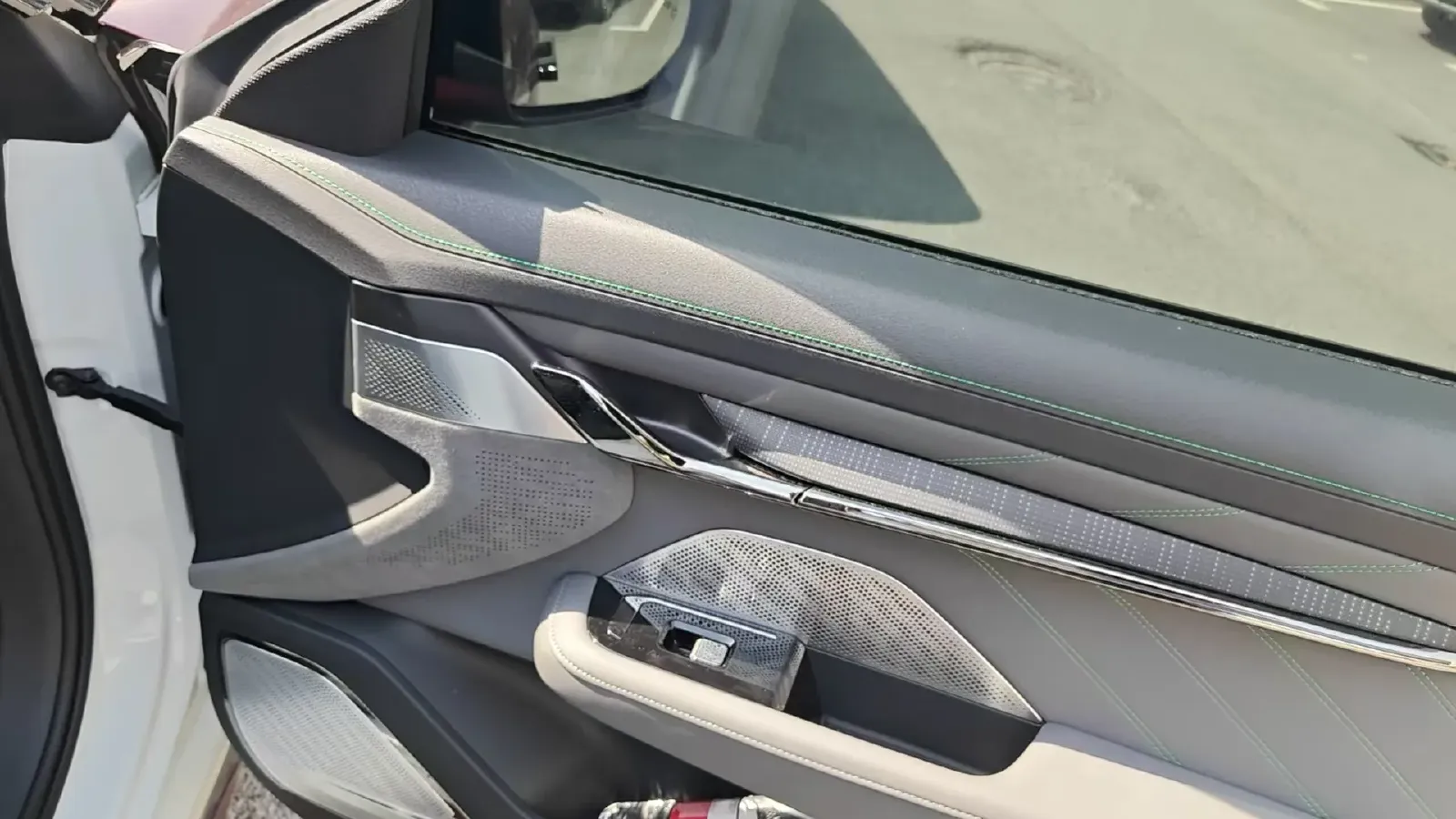 2023 BMW iX1 BEV 66.45KWH,autocango,china used car exporter,china ev exporter,chinese used car exporter,chinese used ev exporter