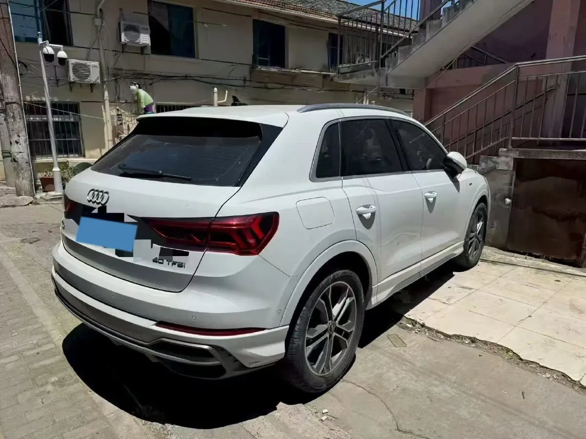 2023 Audi Q3 2.0T 186HP L4 7DCT,autocango,china used car exporter,china ev exporter,chinese used car exporter,chinese used ev exporter